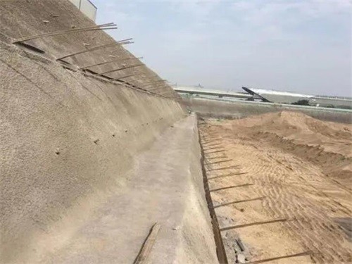 锡林郭勒盟河道边坡加固
